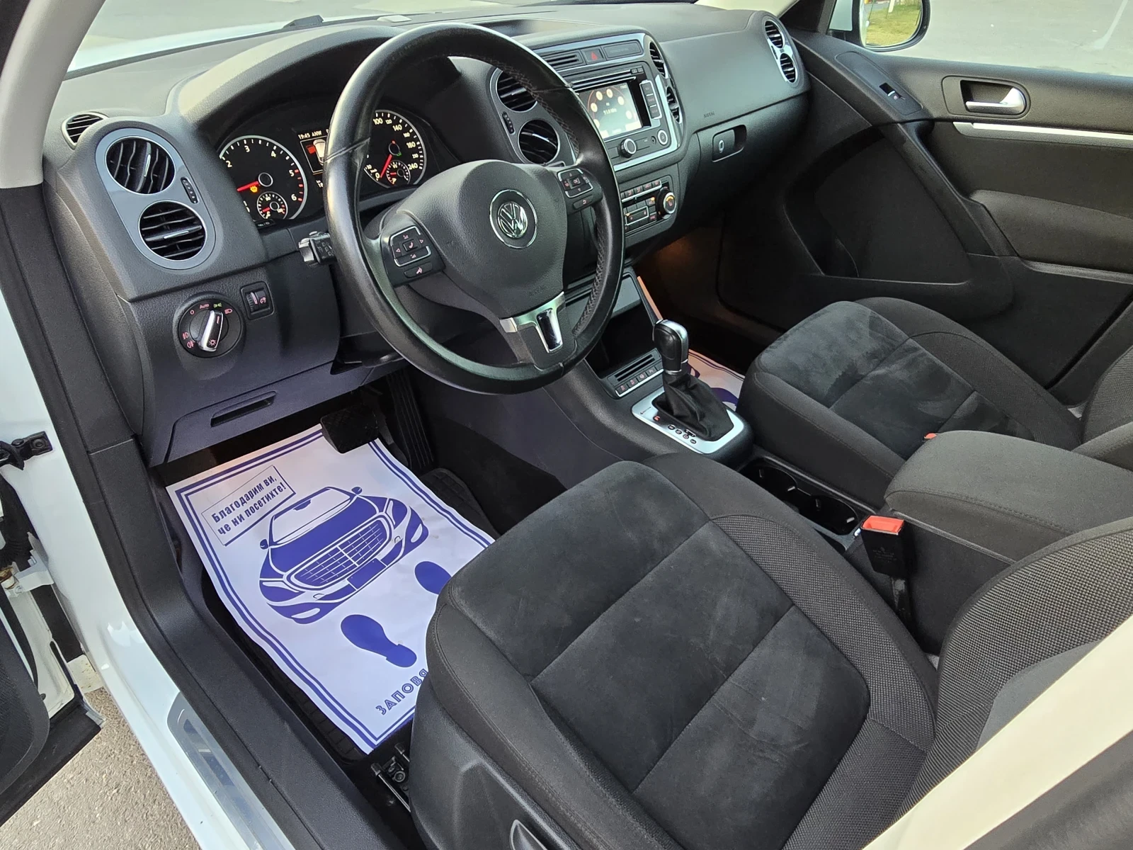 VW Tiguan Топ състояние само на 174 км. Реални. , снимка 14 - Автомобили и джипове - 55093513