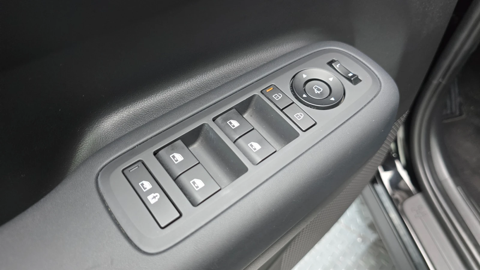 Hyundai Santa fe 2WD Exclusive, снимка 17 - Автомобили и джипове - 55219394