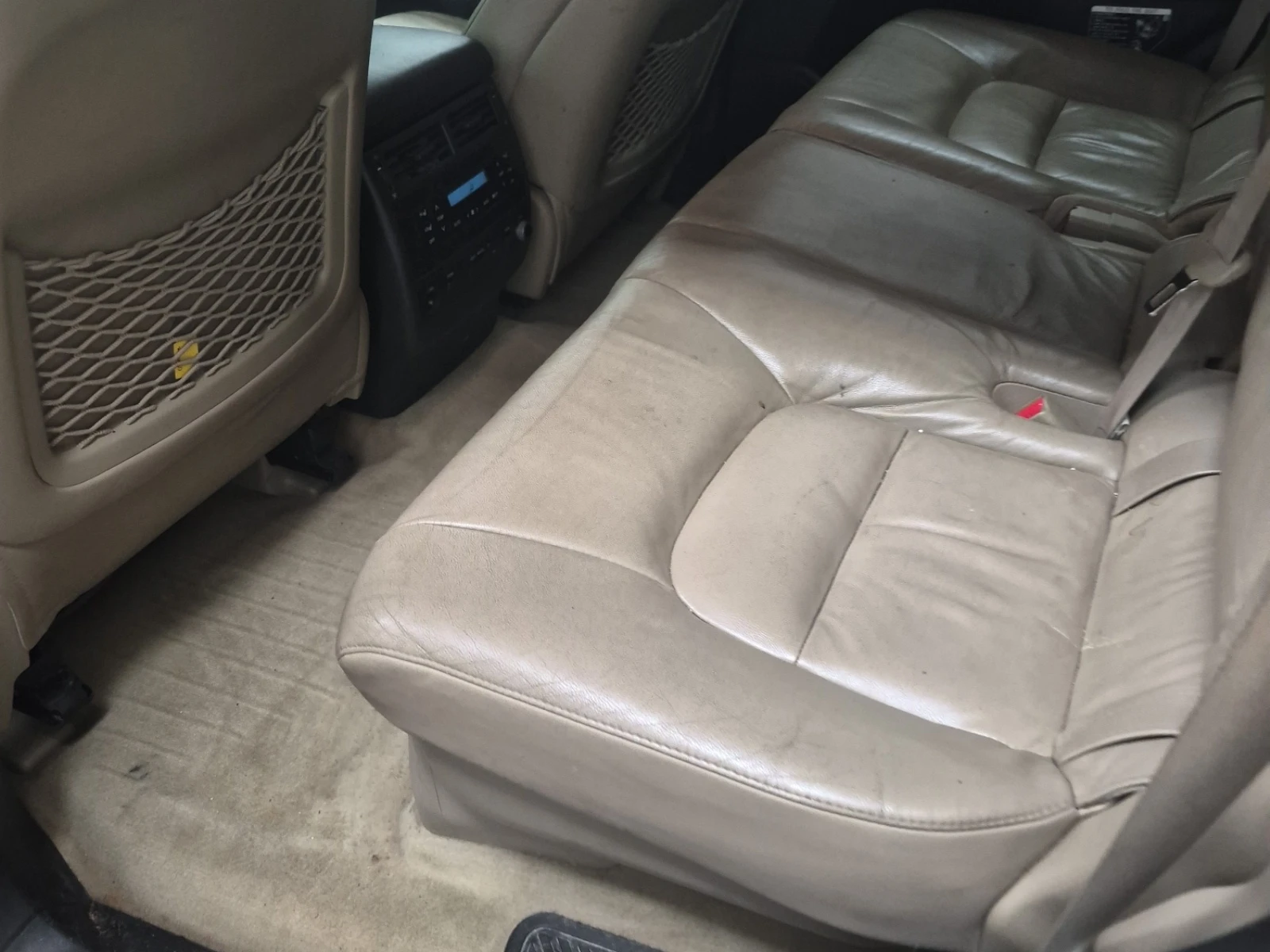 Toyota Land cruiser 5.7 V8 * * 7 МЕСТЕН * * CARFAX * * АВТО КРЕДИТ * *, снимка 12 - Автомобили и джипове - 55239832
