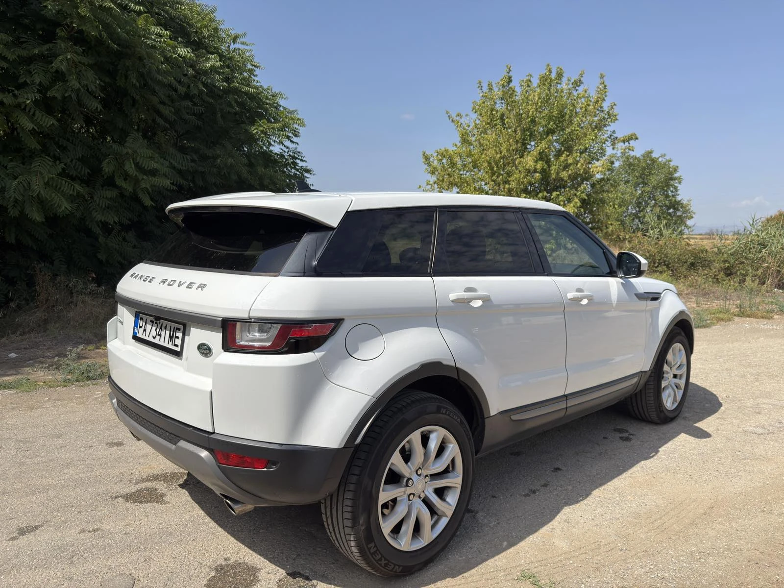 Land Rover Range Rover Evoque 2.0TD 4x4 Automatic * NAVI* , снимка 4 - Автомобили и джипове - 55877028