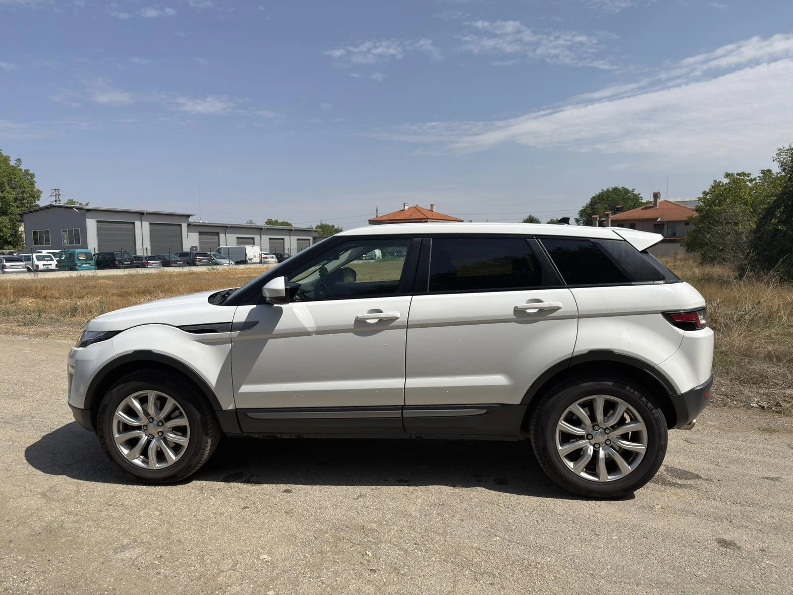 Land Rover Range Rover Evoque 2.0TD 4x4 Automatic * NAVI* , снимка 7 - Автомобили и джипове - 55877028