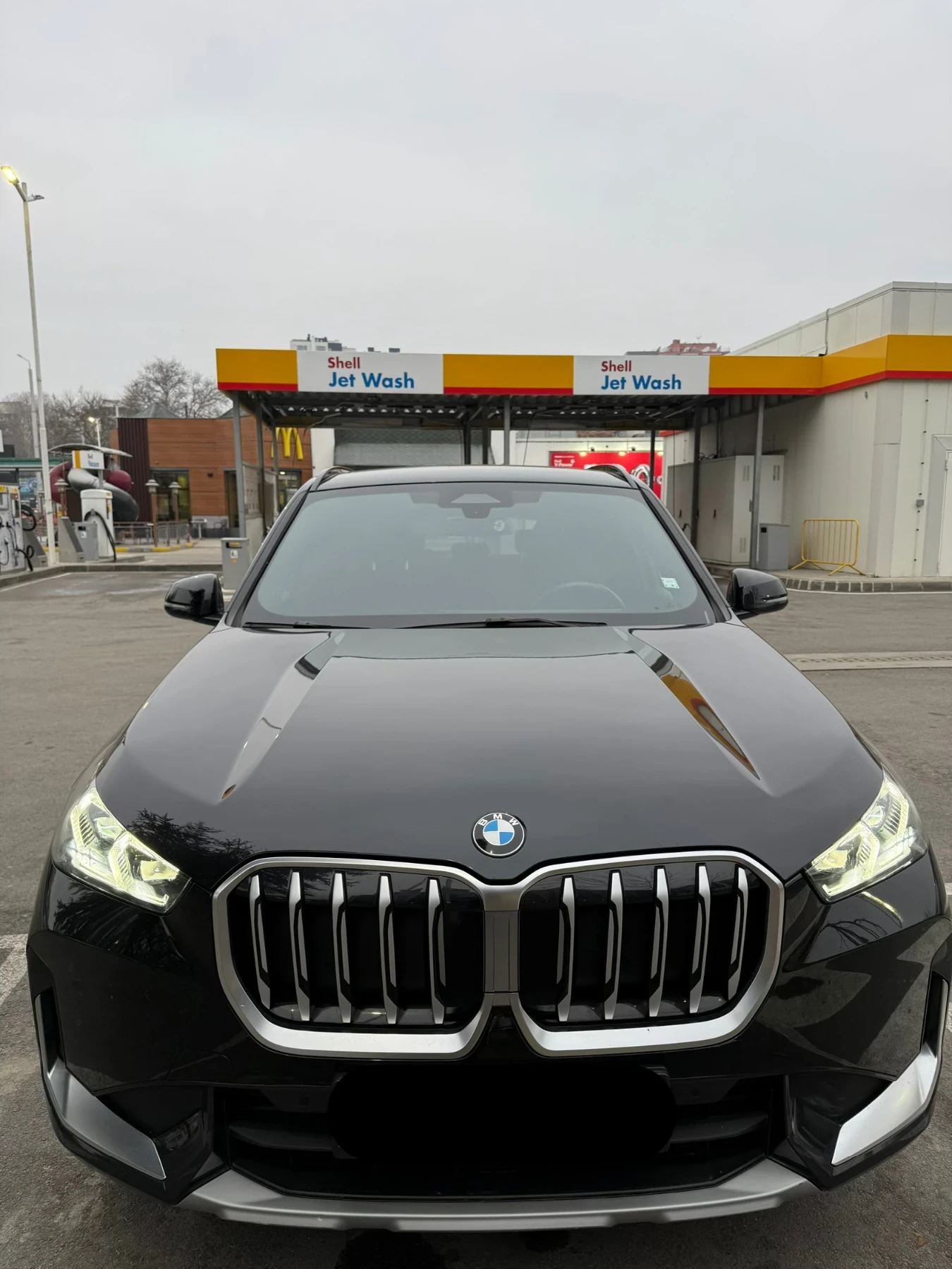 BMW X1 2.0d xLine LED/Distronic/Подгрев/Carplay