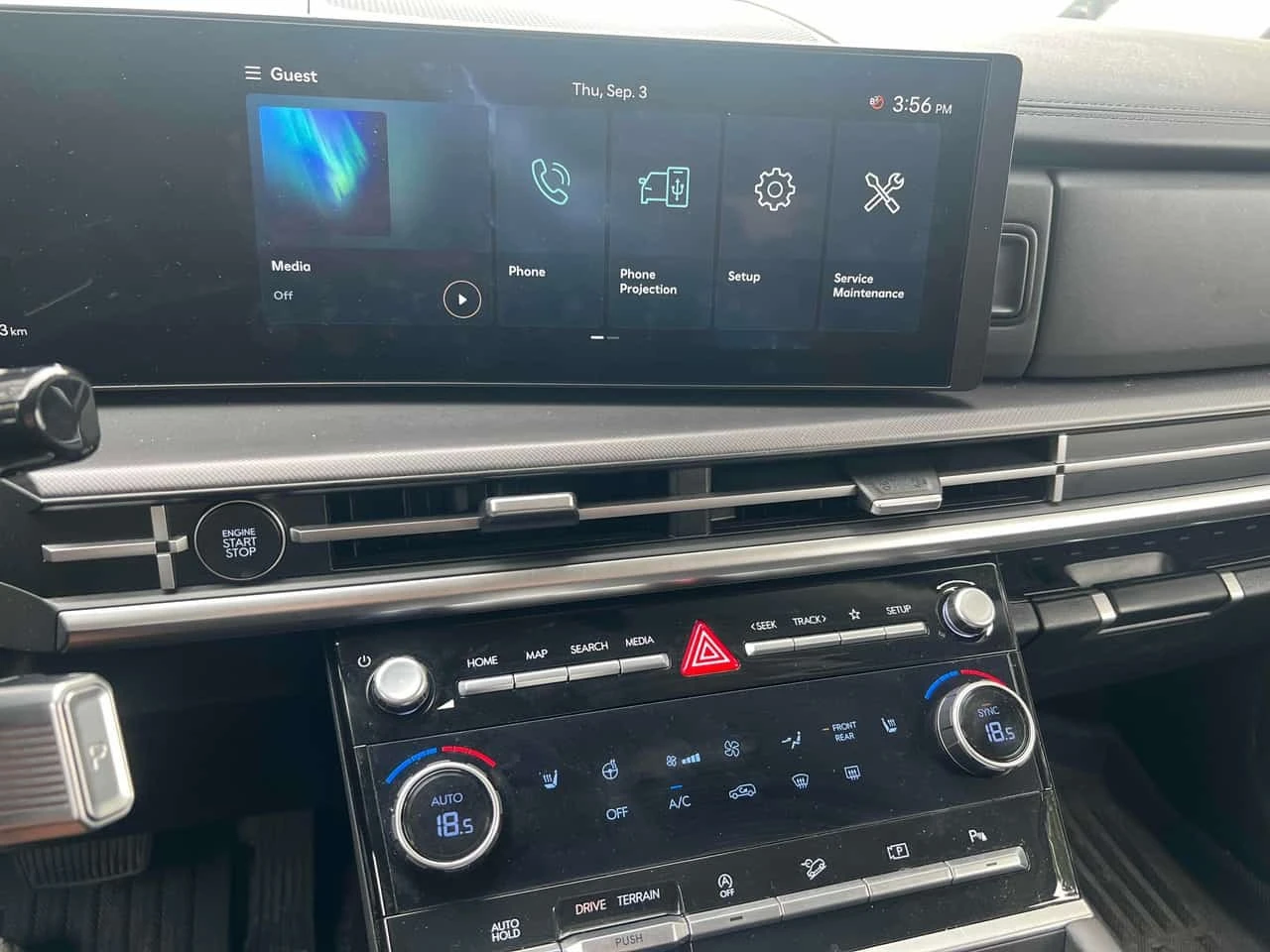 Hyundai Santa fe  XRT / 7 МЕСТА / ДИСТРОНИК / 360 , снимка 9 - Автомобили и джипове - 56295149