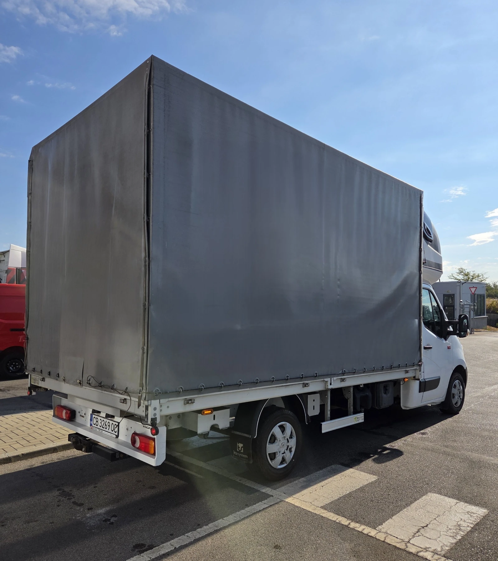 Renault Master, снимка 4 - Бусове и автобуси - 56287750
