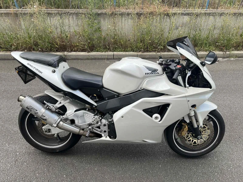 Honda Cbr 954, снимка 1 - Мотоциклети и мототехника - 47310327