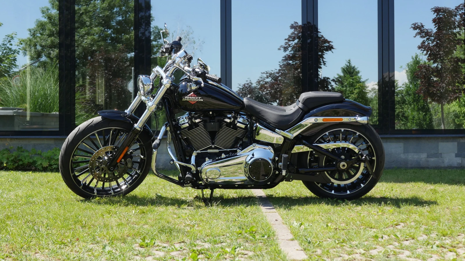 Harley-Davidson Softail BREAKOUT, снимка 2 - Мотоциклети и мототехника - 55121607