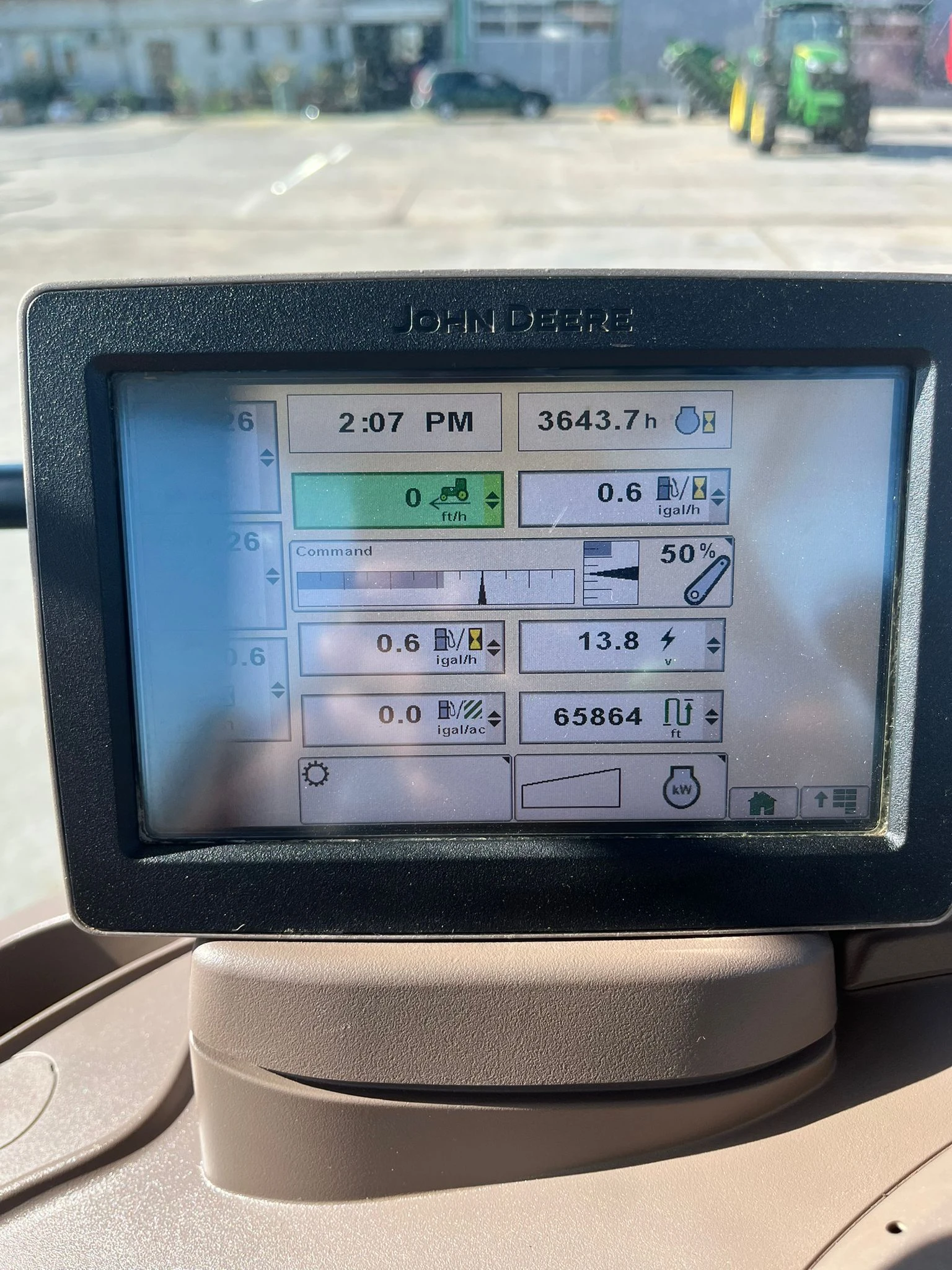 Трактор John Deere 6125R лизинг с първоначална вноска 20% - изображение 7