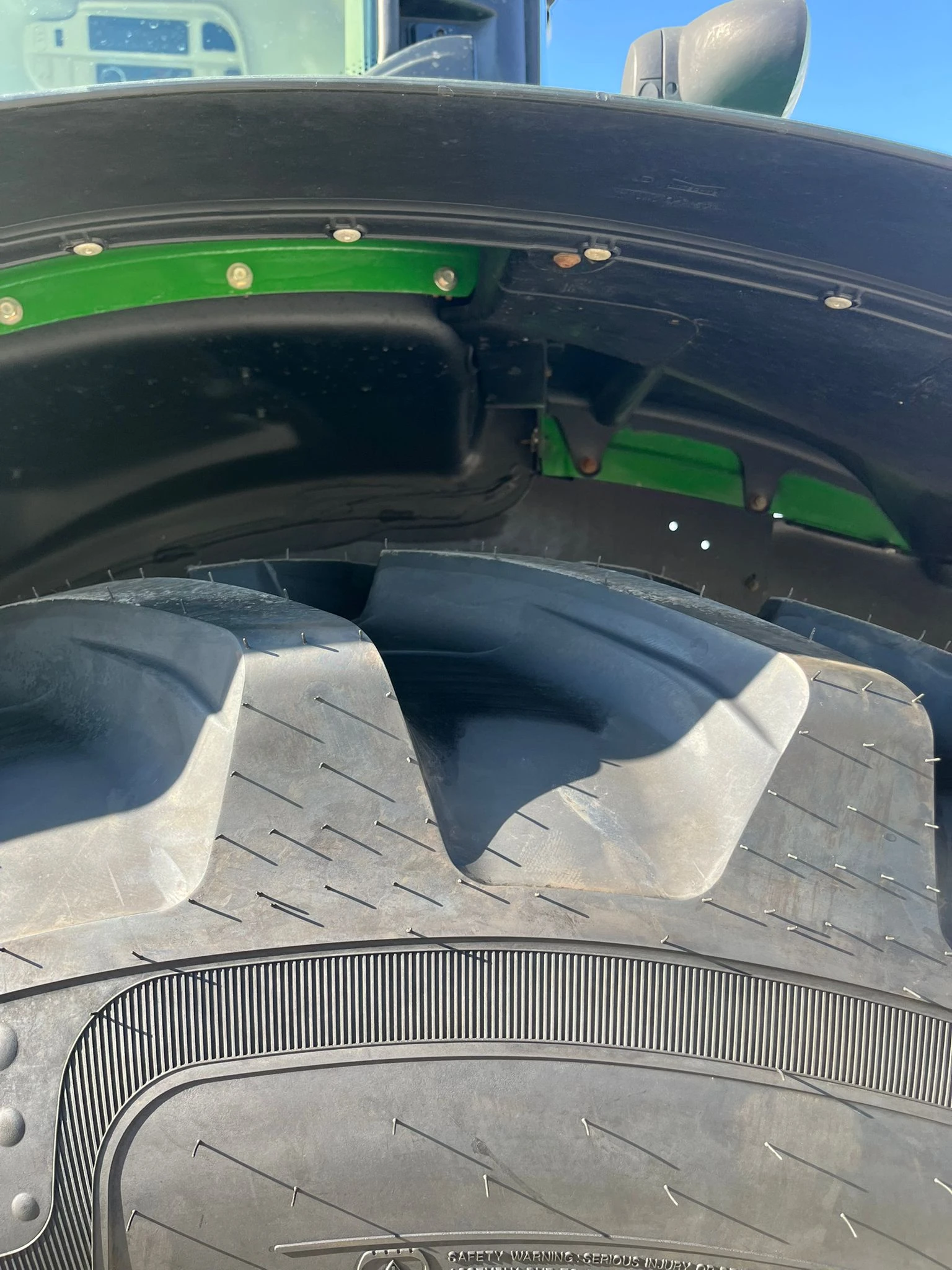  John Deere 6125R     20% | Mobile.bg   16