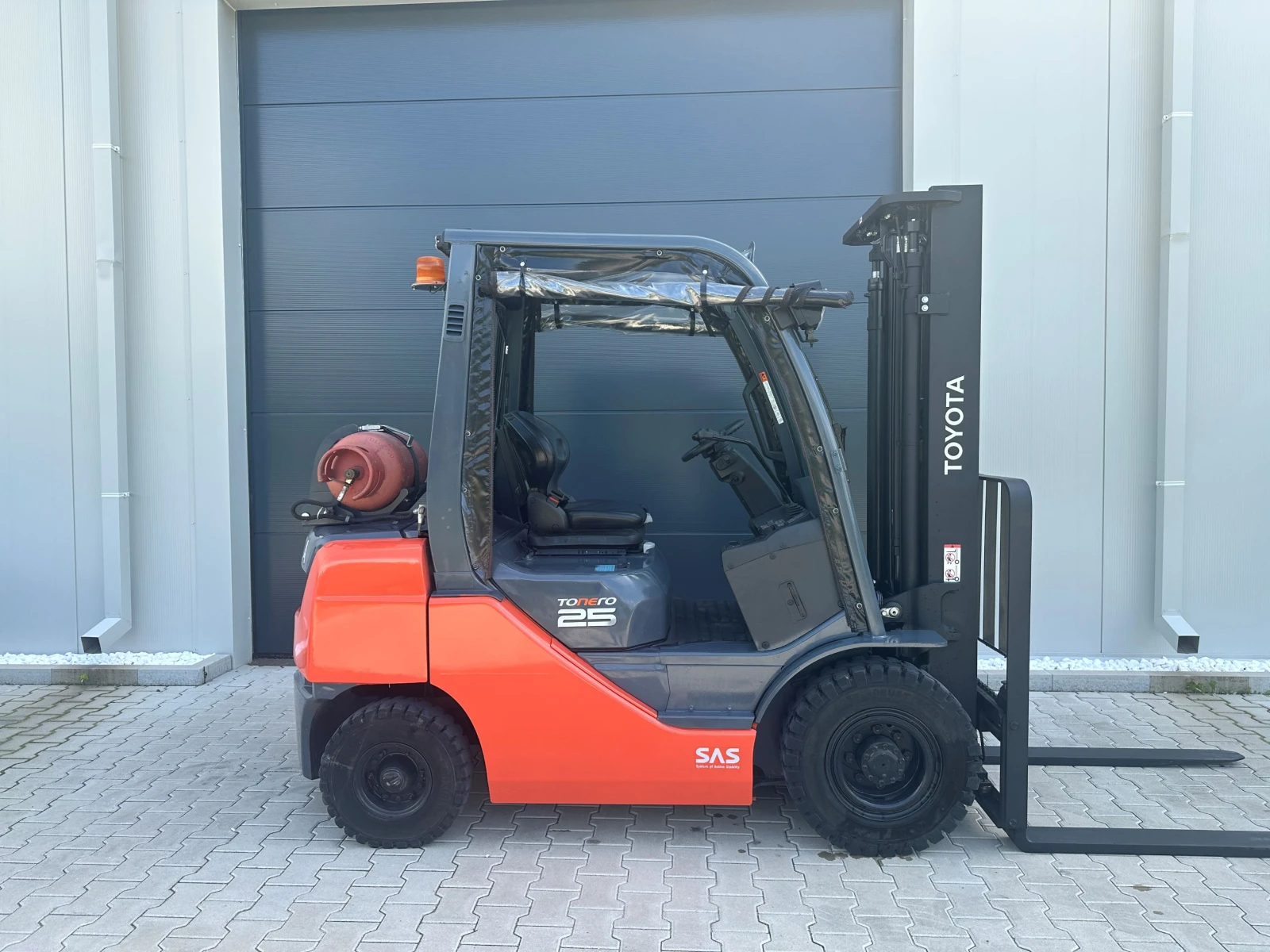 ������� Toyota 02-8FGF25 | Mobile.bg � ����������� 1