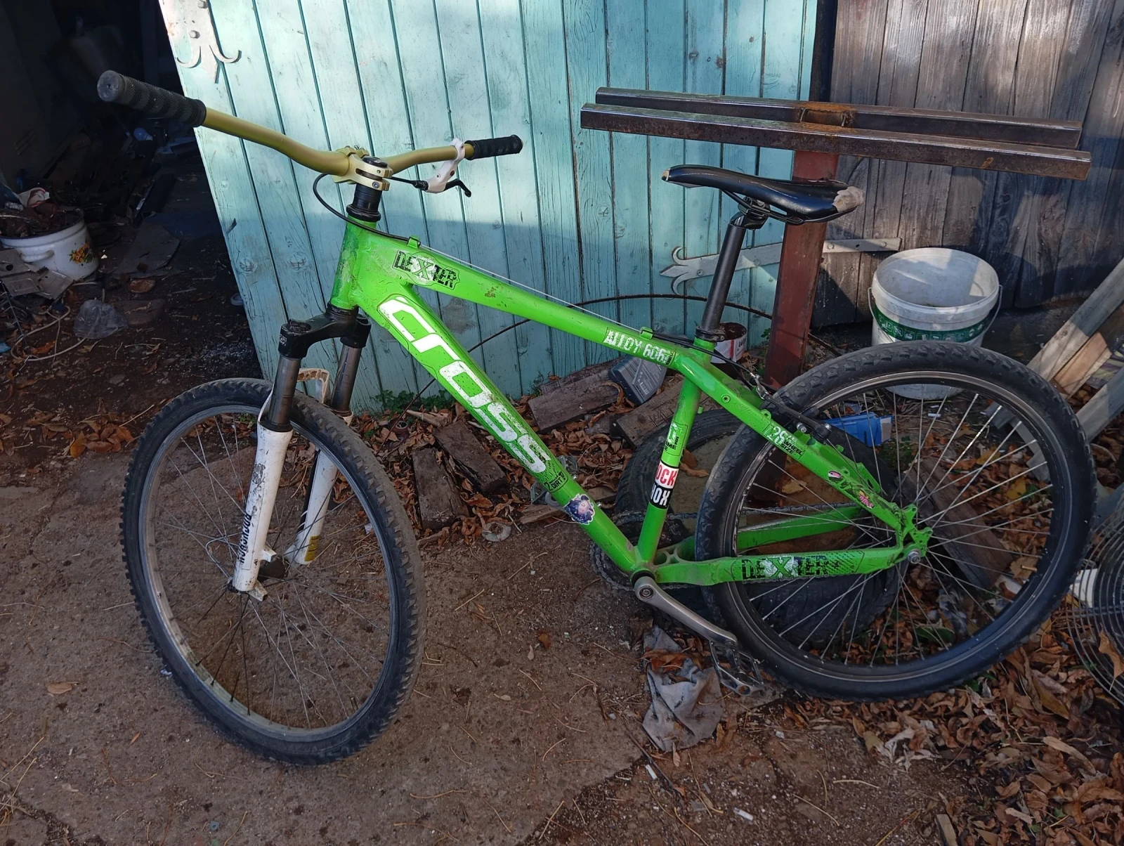  dexter  | Mobile.bg   1