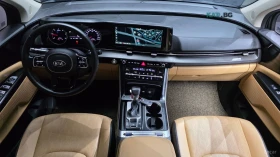 Kia Carnival 9-seater Prestige* КОЖА* ОБДУХВ* НАВИ* , снимка 6