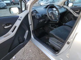 Toyota Yaris 1, 3I-Автоматик-ГАЗ, снимка 14