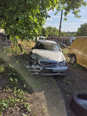  Mercedes-Benz C 320