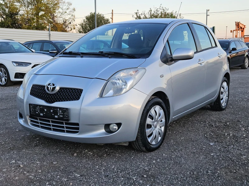 Toyota Yaris 1, 3I-Автоматик-ГАЗ, снимка 1 - Автомобили и джипове - 47610666