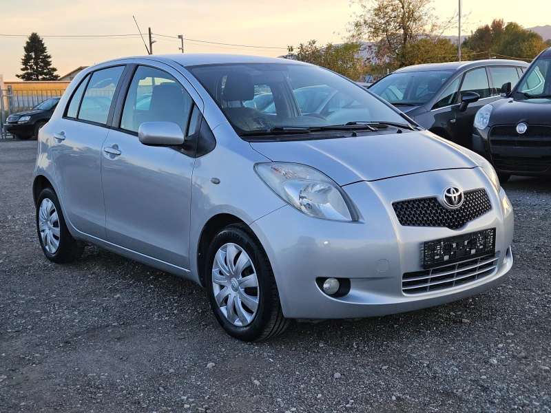 Toyota Yaris 1, 3I-Автоматик-ГАЗ, снимка 2 - Автомобили и джипове - 47610666