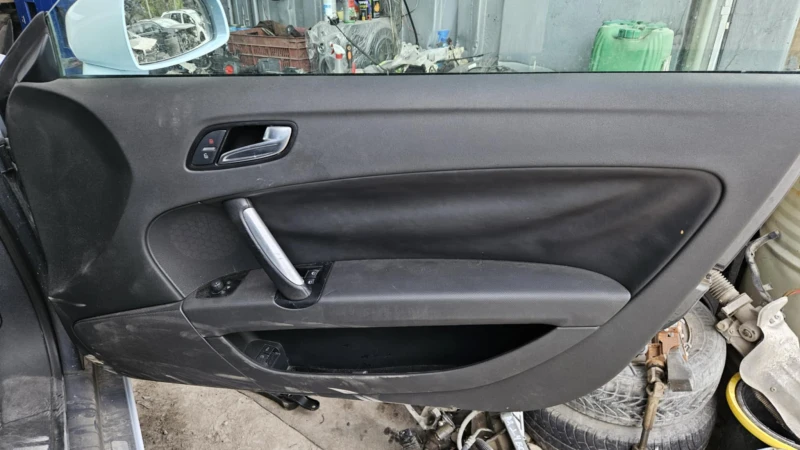 Audi Tt 2, 0, снимка 14 - Автомобили и джипове - 51242949