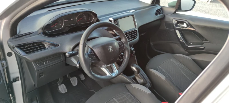 Peugeot 208 1.6HDI* 92к.с* , снимка 10 - Автомобили и джипове - 51418460