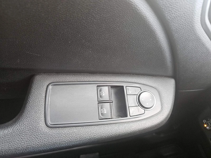 Renault Clio 1.0 TCe 90 Stop&Start LPG, снимка 11 - Автомобили и джипове - 52331950