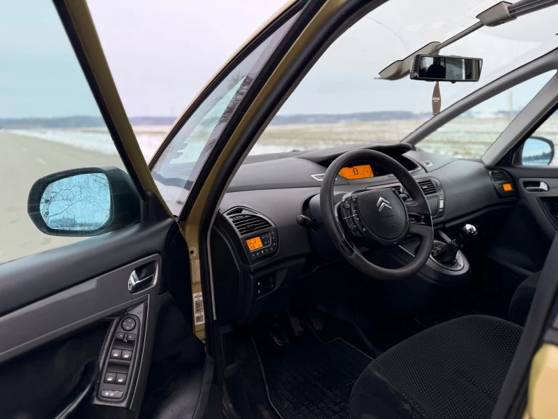 Citroen Grand C4 Picasso * 7 Места * 1.6hdi * 109к.с, снимка 7 - Автомобили и джипове - 53154094