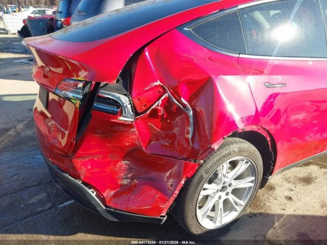 Tesla Model Y * LONG RANGE* DUAL MOTOR* AWD* КОЖА* ПОДГРЕВ* ПАНО, снимка 6 - Автомобили и джипове - 54719373