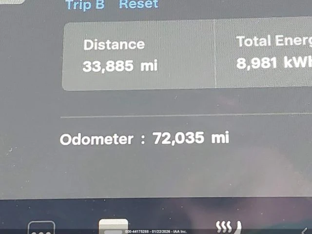 Tesla Model Y * LONG RANGE* DUAL MOTOR* AWD* КОЖА* ПОДГРЕВ* ПАНО, снимка 14 - Автомобили и джипове - 54719373