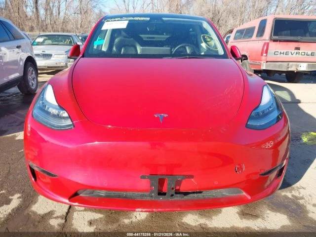 Tesla Model Y * LONG RANGE* DUAL MOTOR* AWD* КОЖА* ПОДГРЕВ* ПАНО, снимка 11 - Автомобили и джипове - 54719373
