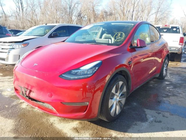 Tesla Model Y * LONG RANGE* DUAL MOTOR* AWD* КОЖА* ПОДГРЕВ* ПАНО, снимка 2 - Автомобили и джипове - 54719373