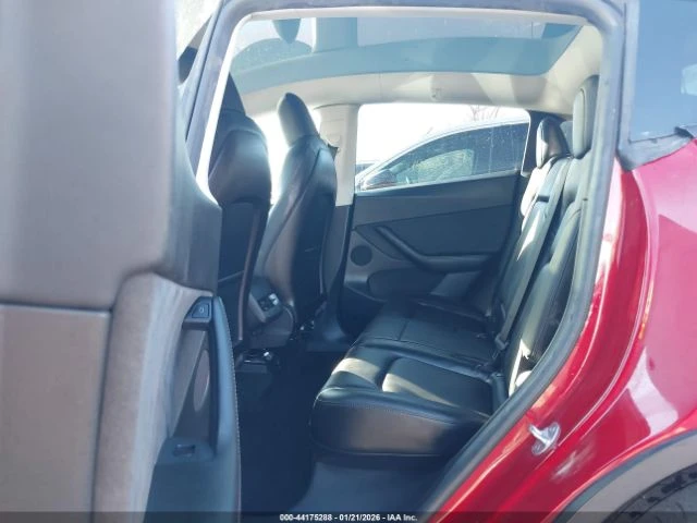 Tesla Model Y * LONG RANGE* DUAL MOTOR* AWD* КОЖА* ПОДГРЕВ* ПАНО, снимка 8 - Автомобили и джипове - 54719373
