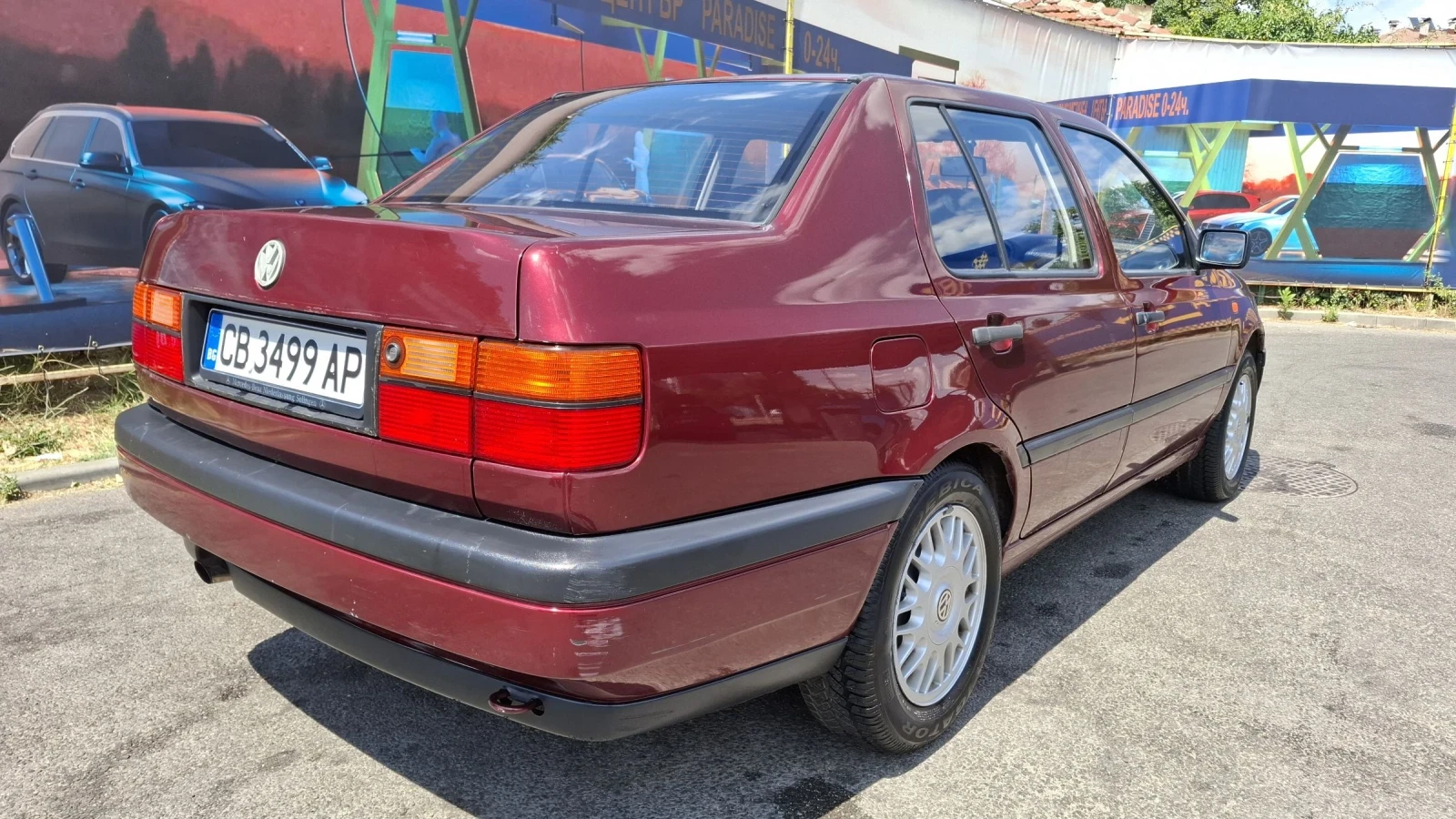 VW Vento 1.8 90кс - изображение 5