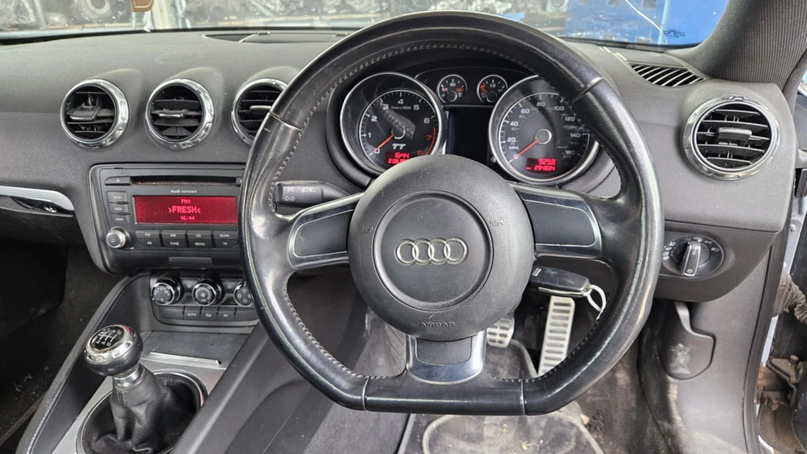 Audi Tt 2, 0 - изображение 10