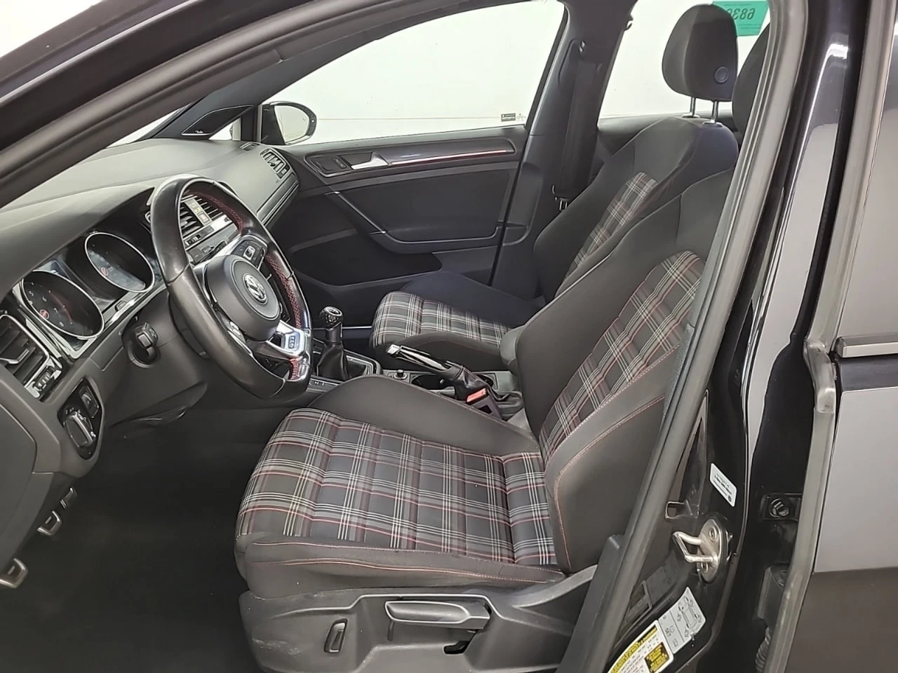 VW Golf *  *    *   *  | Mobile.bg   7