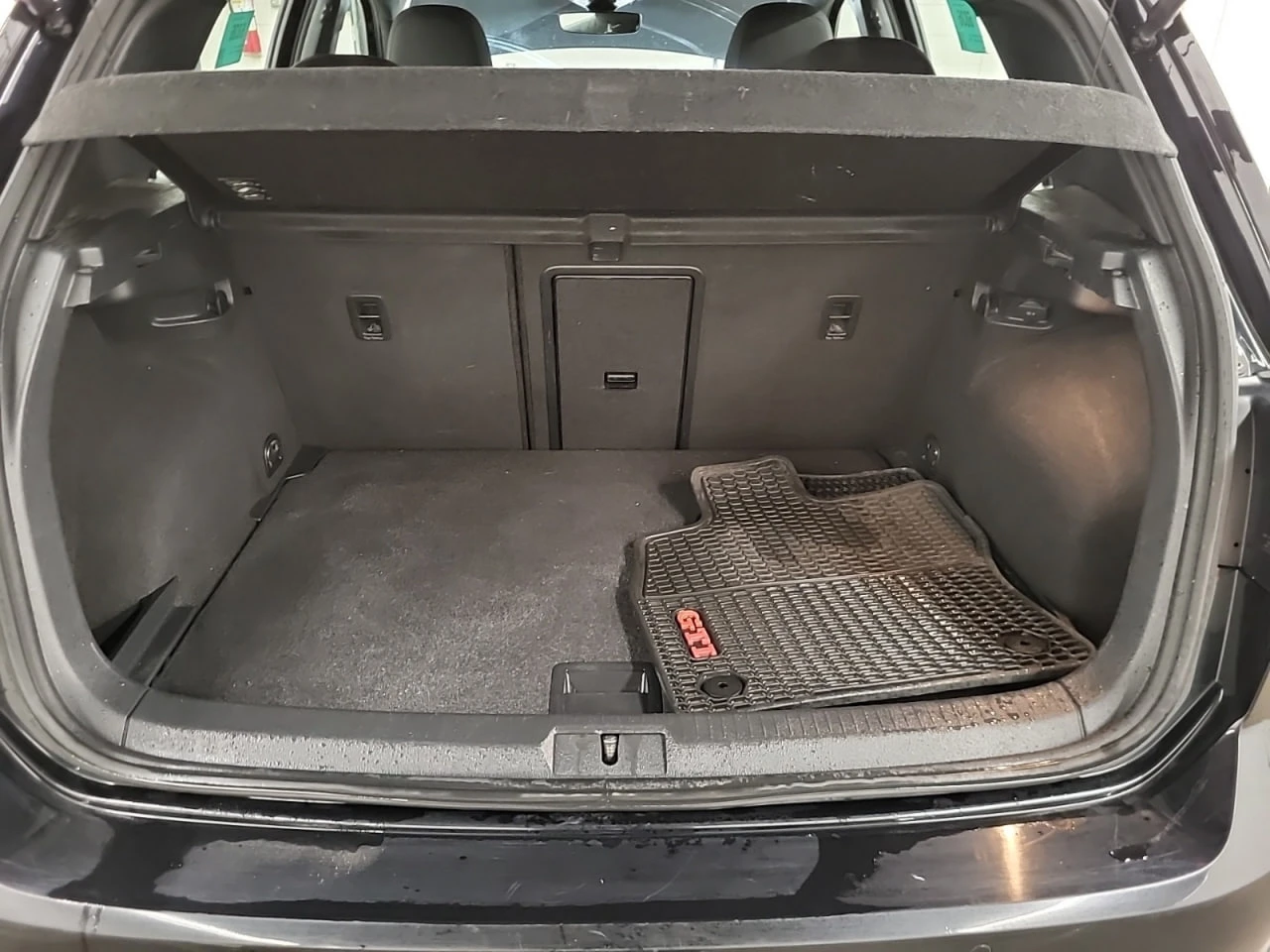 VW Golf *  *    *   *  | Mobile.bg   16