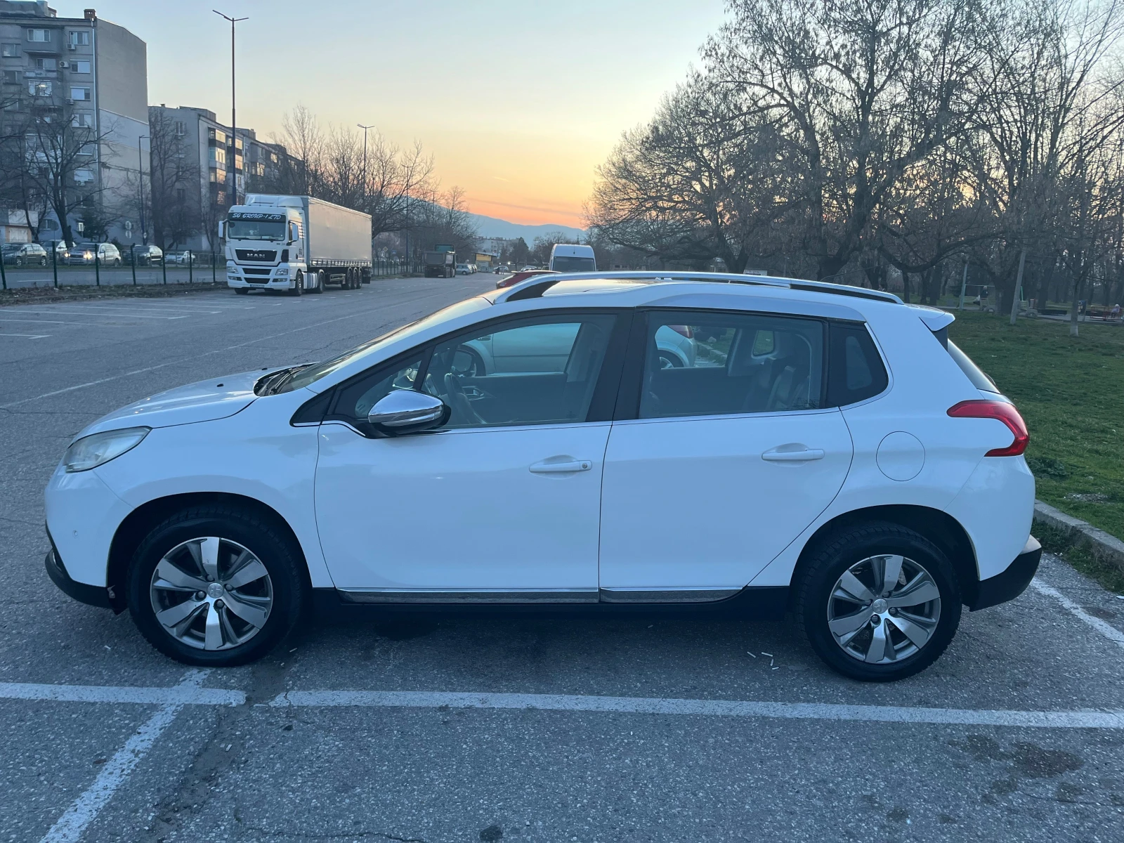 Peugeot 2008 1.6 HDI - изображение 3
