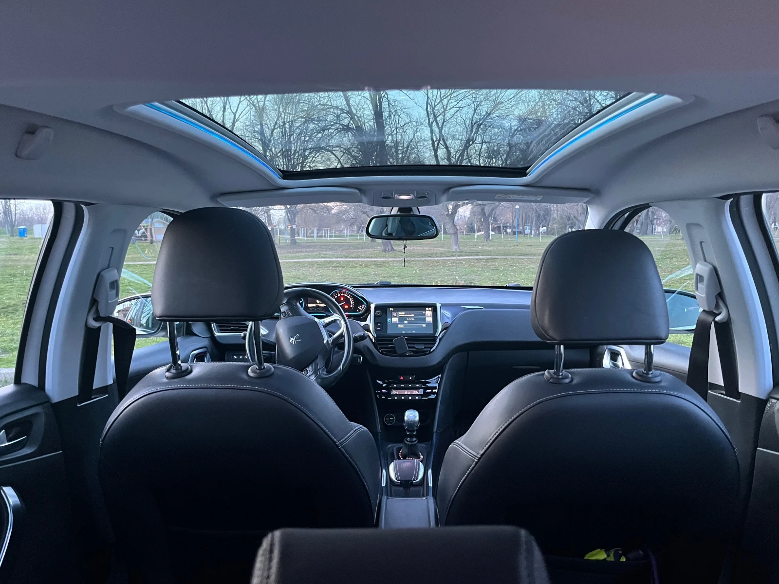 Peugeot 2008 1.6 HDI - изображение 4