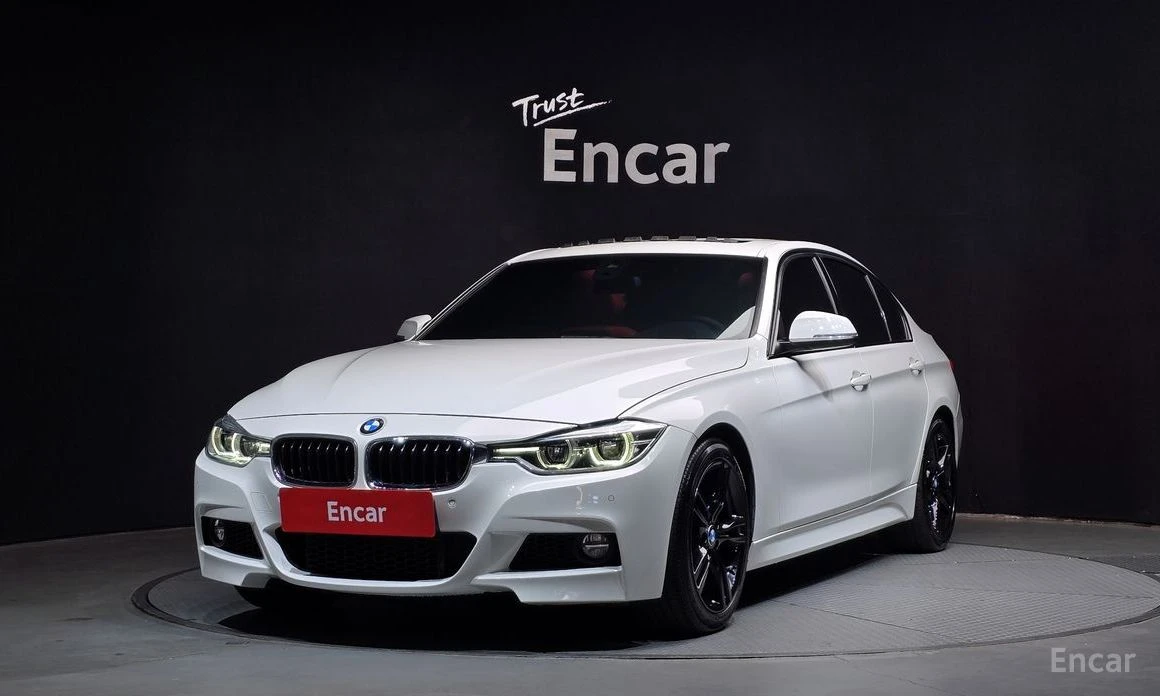 BMW 330 * M-Sport* Дигитално табло* Шибидах* Кожа* Подгрев