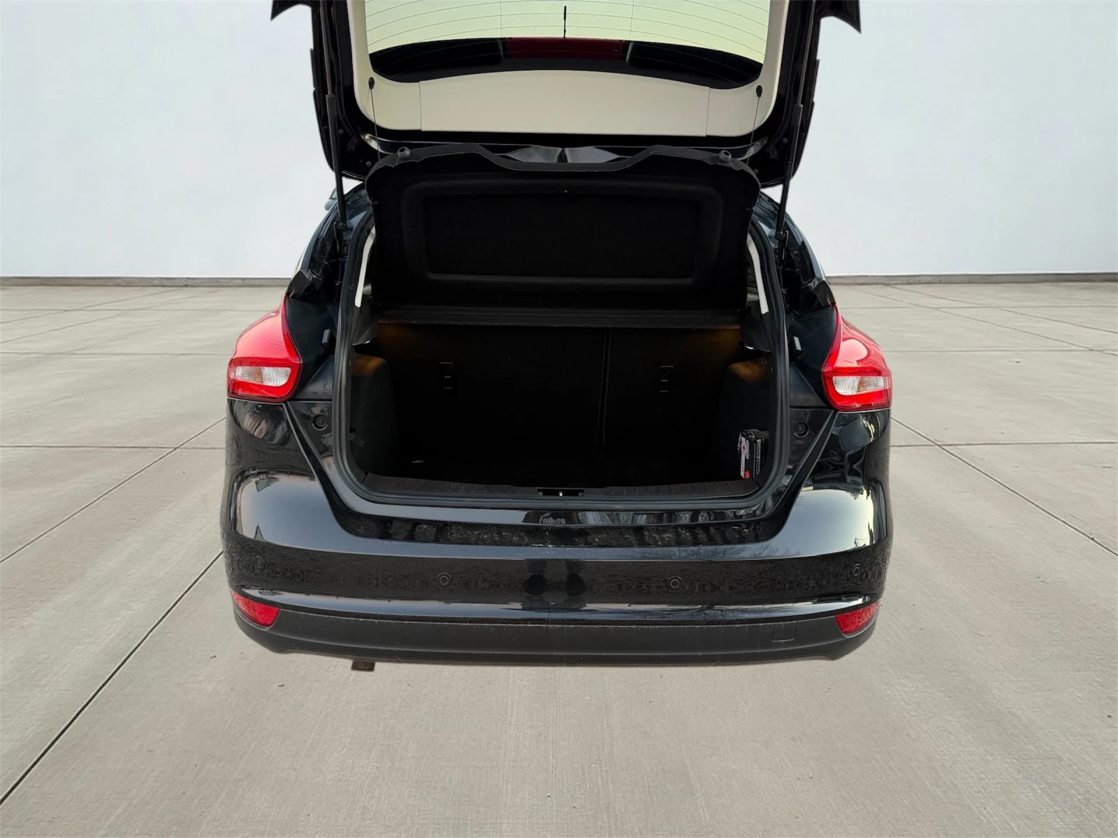 Ford Focus 1.5/Navi/PDC/120ps/Euro6, снимка 15 - Автомобили и джипове - 53838978