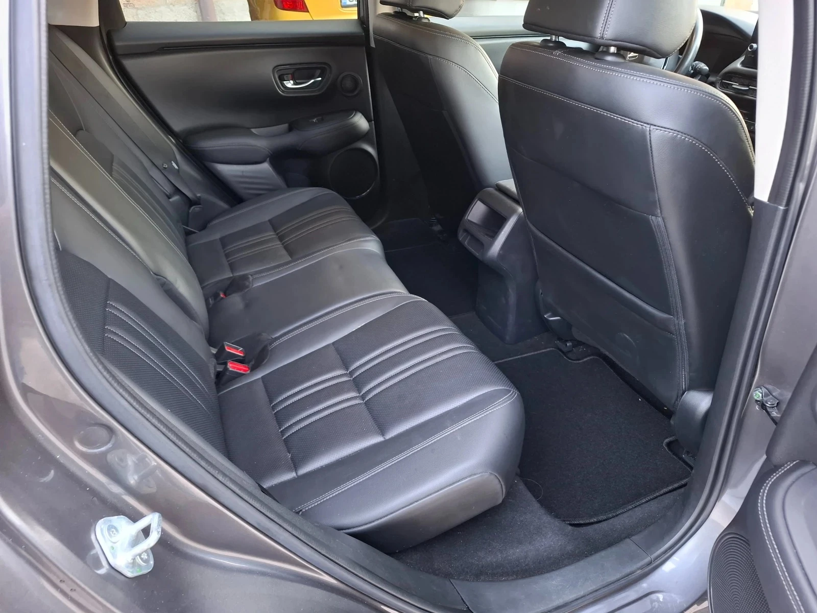 Honda ZR-V HR-V EX-L AWD, снимка 10 - Автомобили и джипове - 53944842