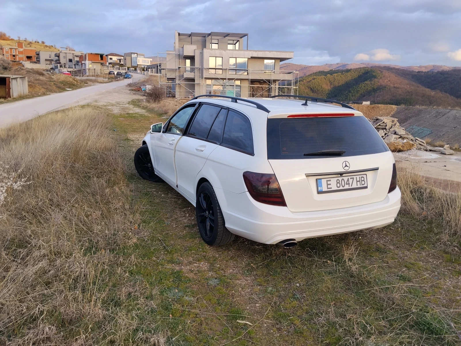 Mercedes-Benz C 200, снимка 2 - Автомобили и джипове - 54031801