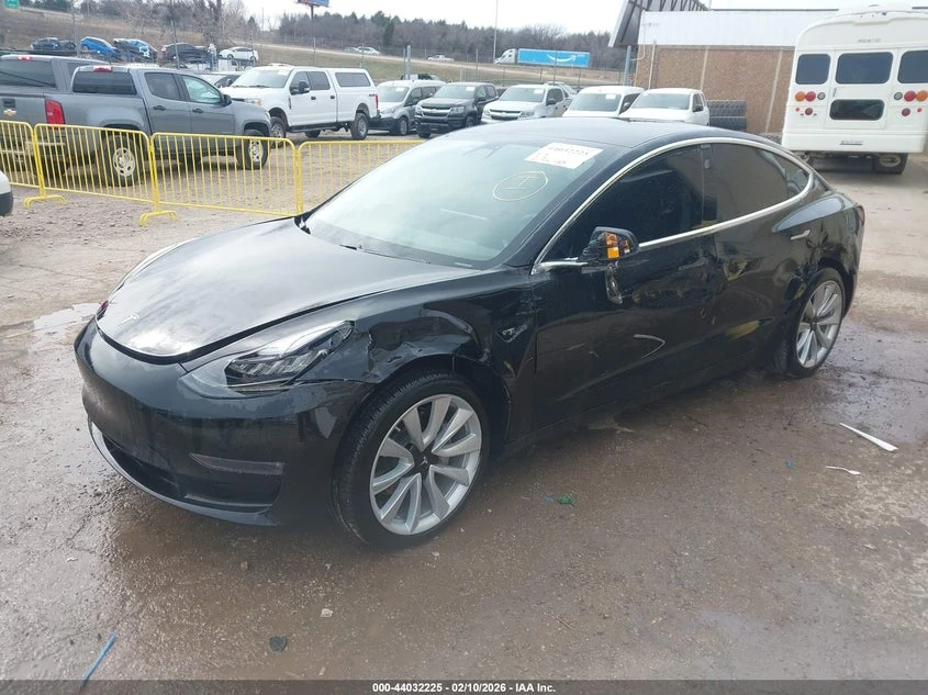 Tesla Model 3 Long Range/Mid Range, снимка 2 - Автомобили и джипове - 54307666
