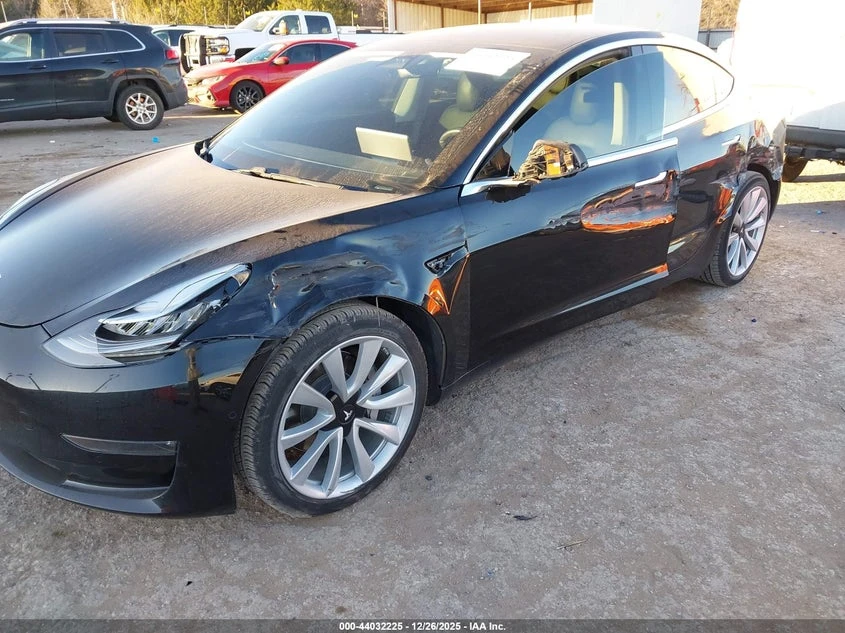 Tesla Model 3 Long Range/Mid Range, снимка 6 - Автомобили и джипове - 54307666
