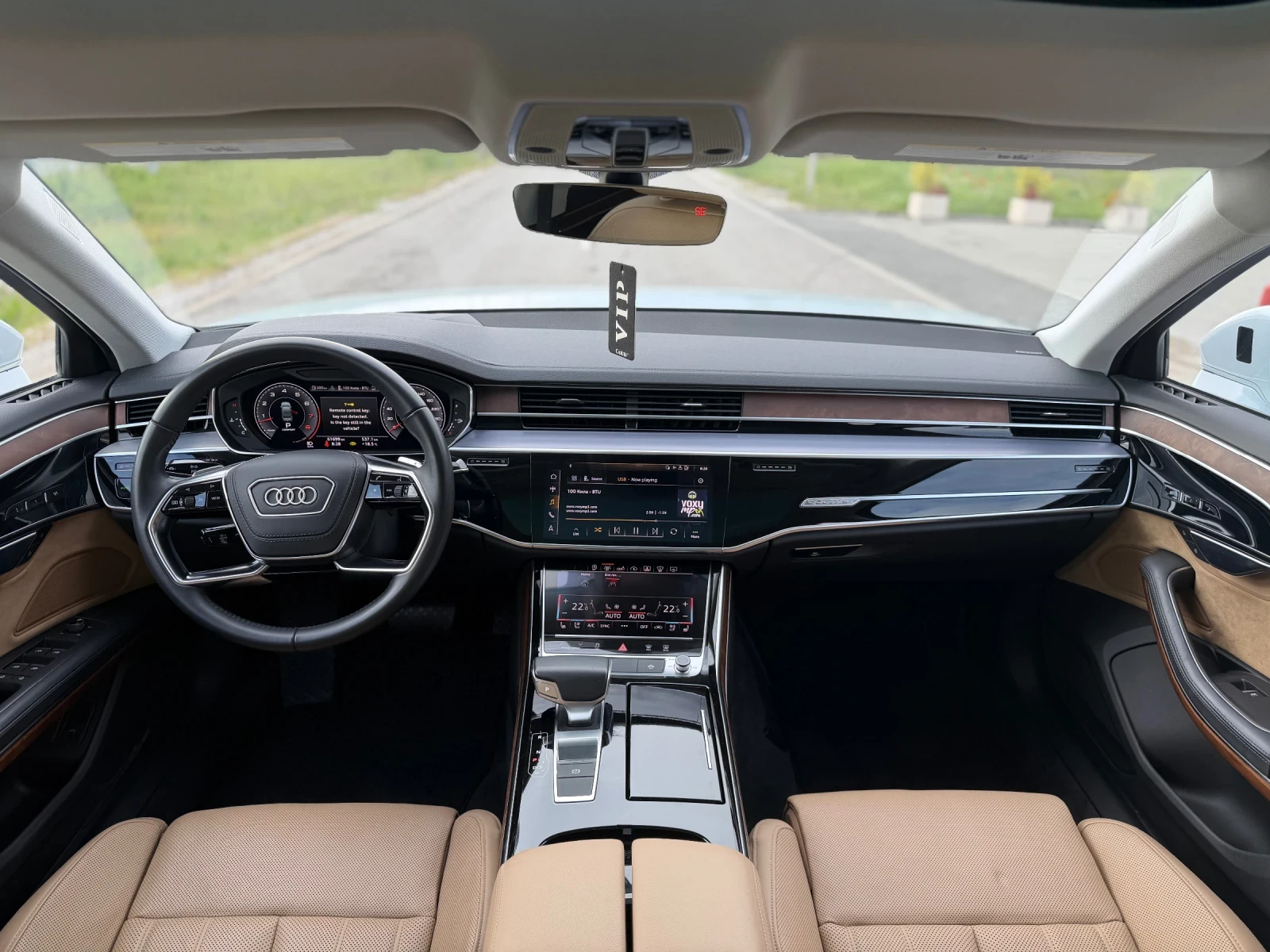Audi A8 LONG 60000 KM, снимка 14 - Автомобили и джипове - 54502534