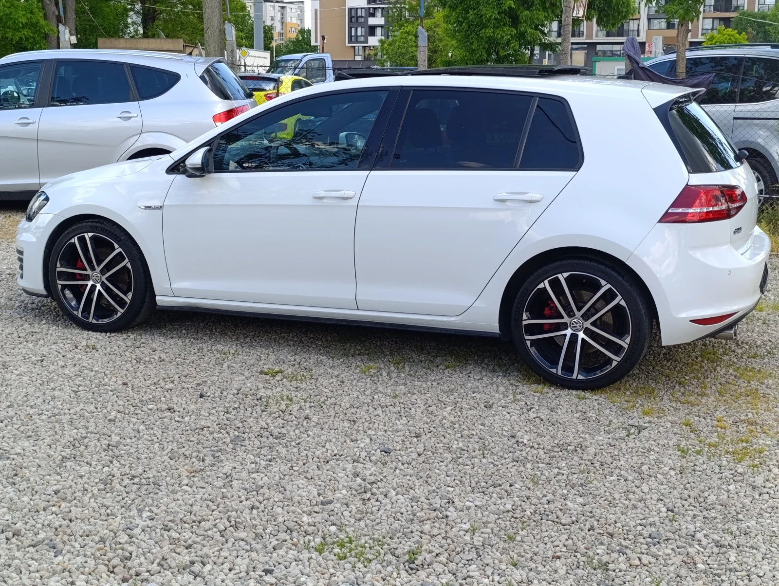 VW Golf 2.0 GTD, снимка 4 - Автомобили и джипове - 54593475