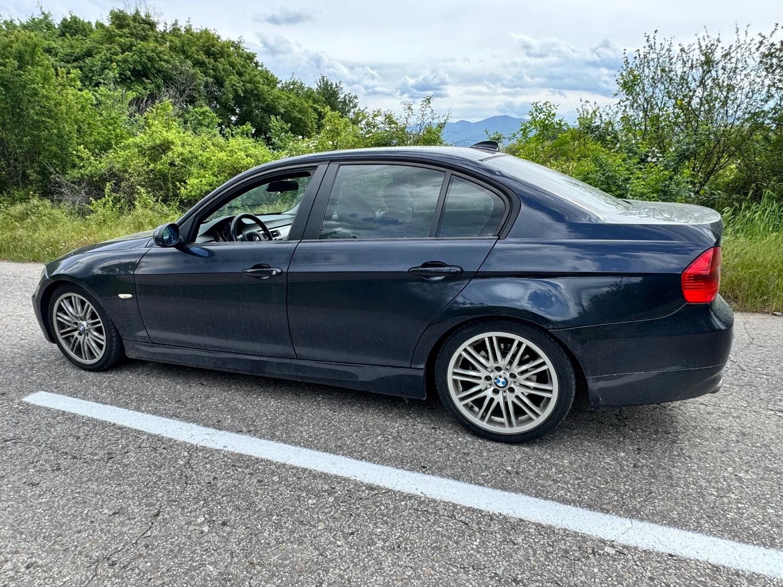 BMW 320, снимка 5 - Автомобили и джипове - 54650144