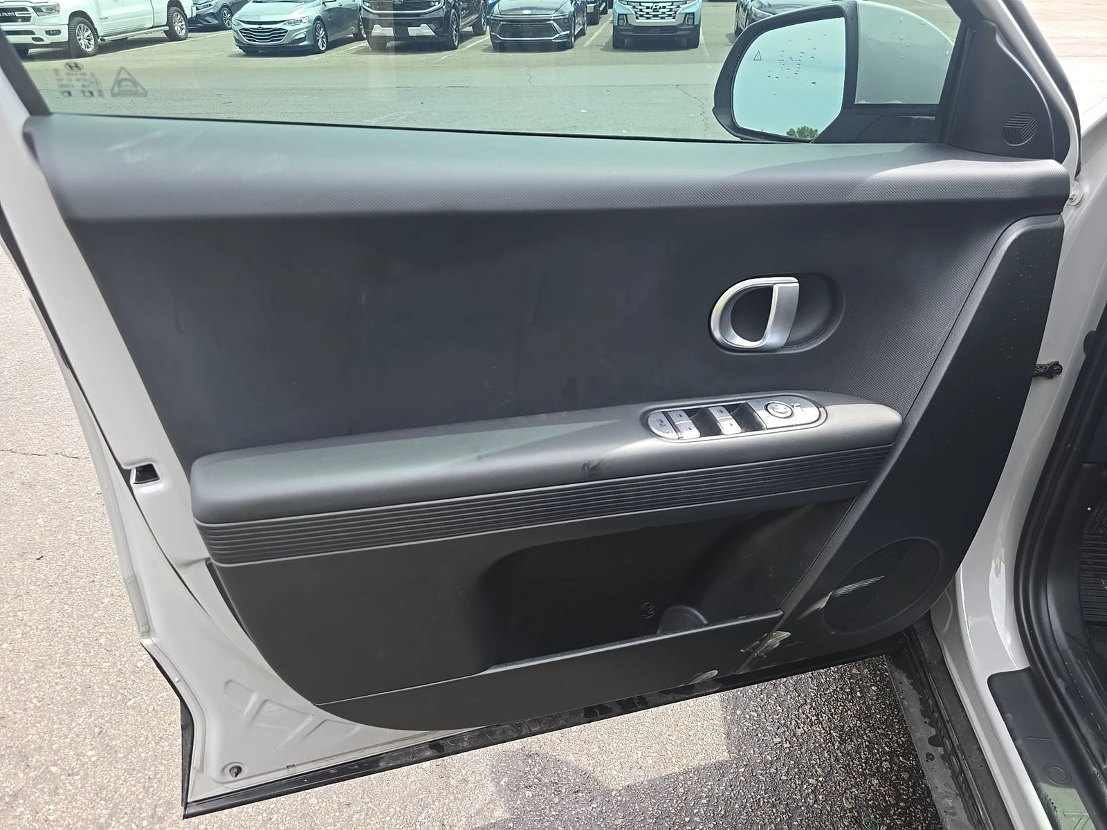 Hyundai Ioniq 5 SE Standard Range, снимка 9 - Автомобили и джипове - 54704055