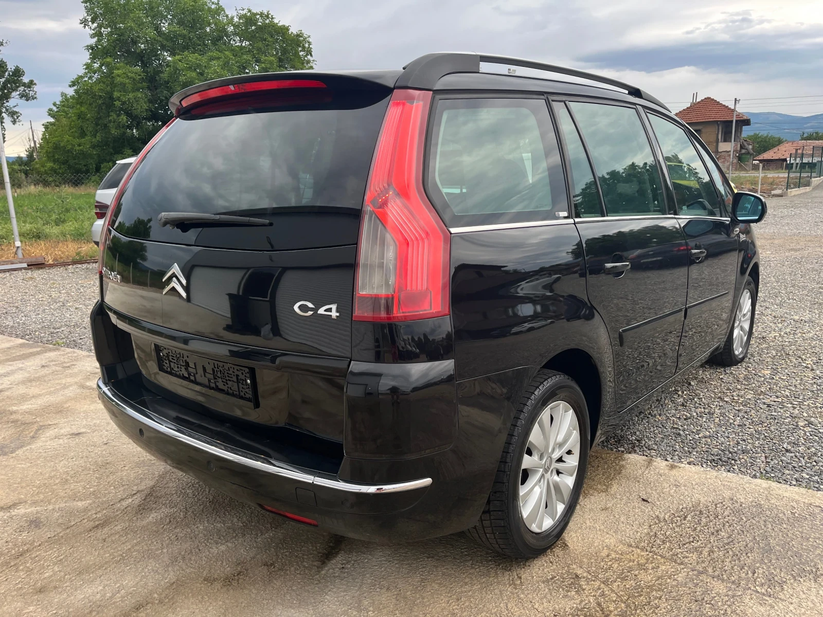 Citroen Grand C4 Picasso 2.0HDi Автоматик /7 местен , снимка 5 - Автомобили и джипове - 55227542