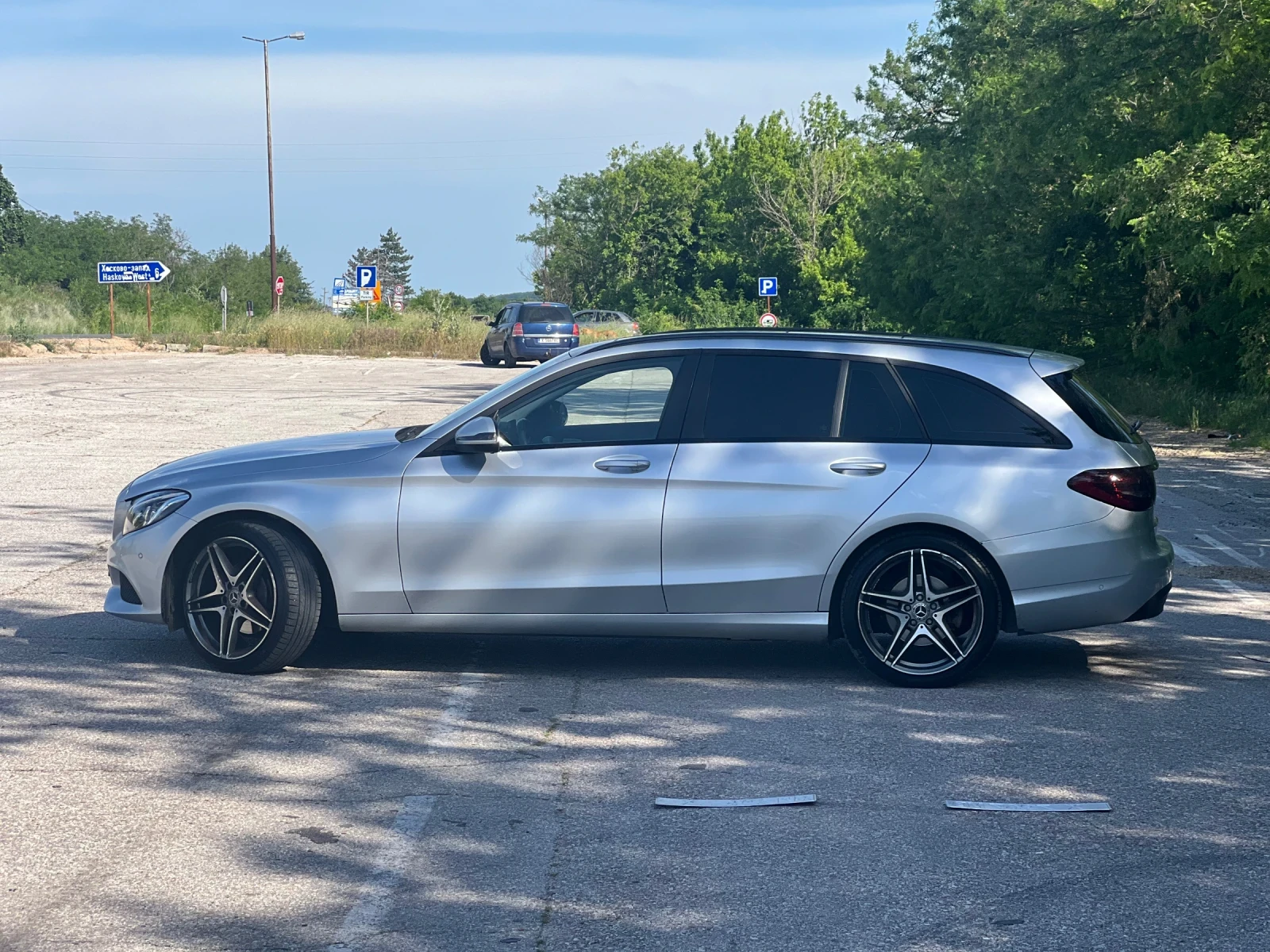 Mercedes-Benz C 250 Head up/Pano/BURMESTER/Distronic, снимка 3 - Автомобили и джипове - 55279990