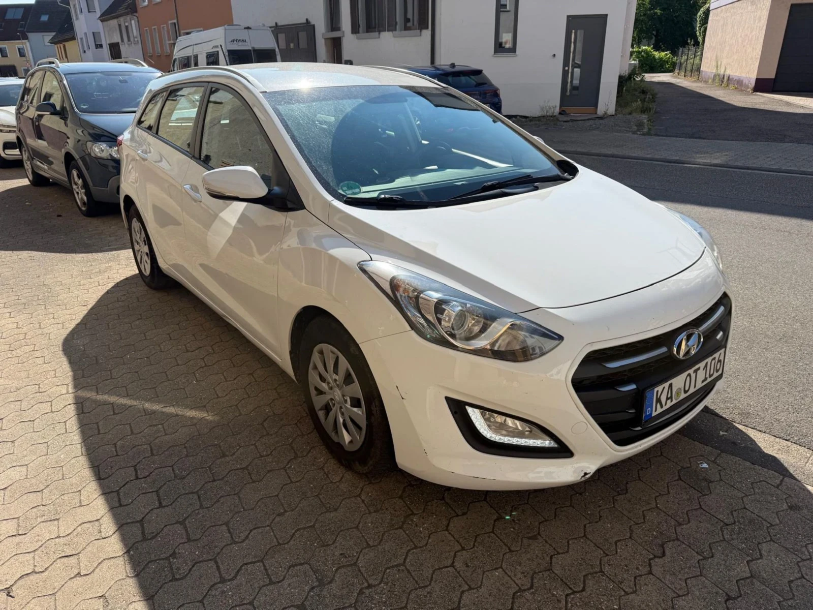 Hyundai I30 1.6D-180.000км-НАВИ-2017, снимка 2 - Автомобили и джипове - 55333069