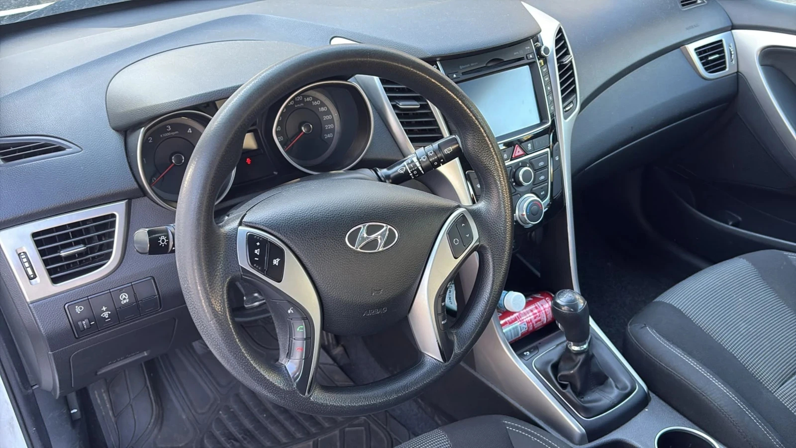Hyundai I30 1.6D-180.000км-НАВИ-2017, снимка 7 - Автомобили и джипове - 55333069