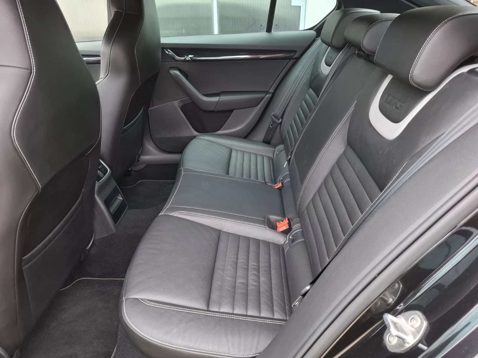Skoda Octavia VRS-2.0TSI-6 �������� | Mobile.bg � ����������� 11
