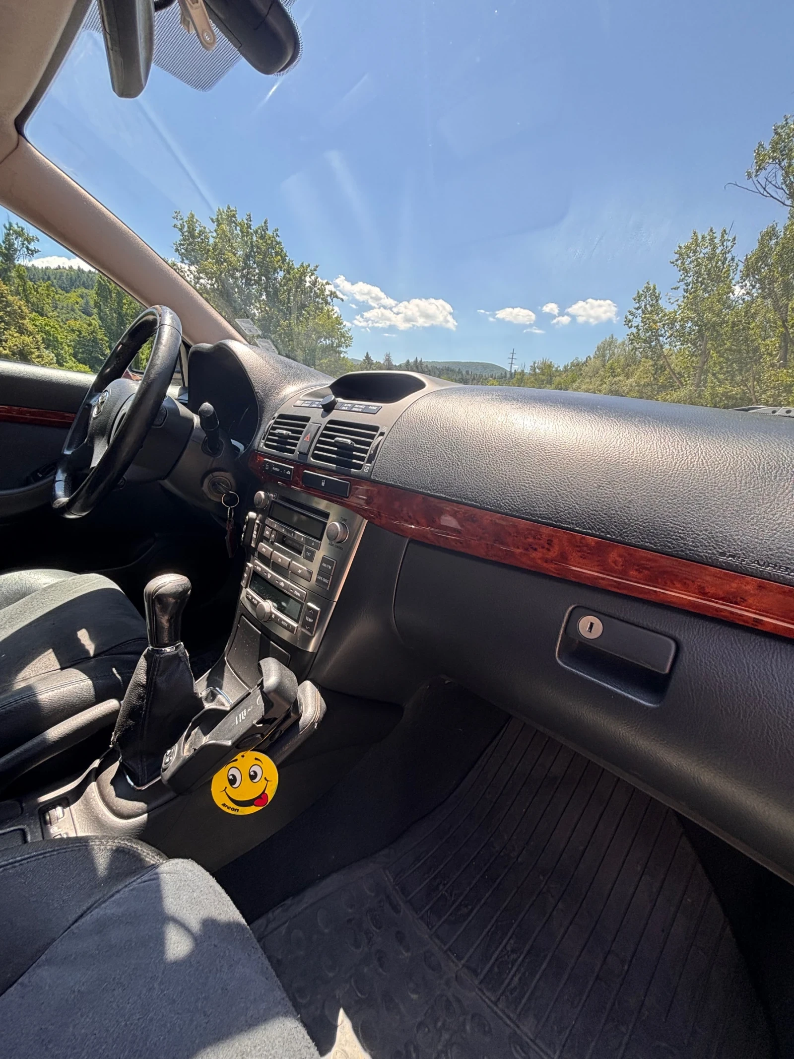 Toyota Avensis, снимка 8 - Автомобили и джипове - 55499224